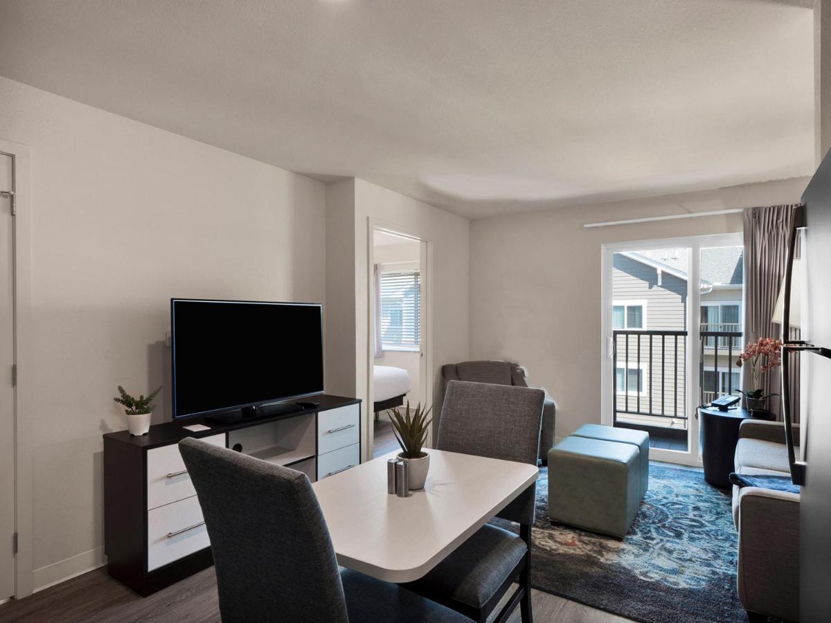 Waterwalk Extended Stay By Wyndham Charlotte - Arrowood Eksteriør bilde