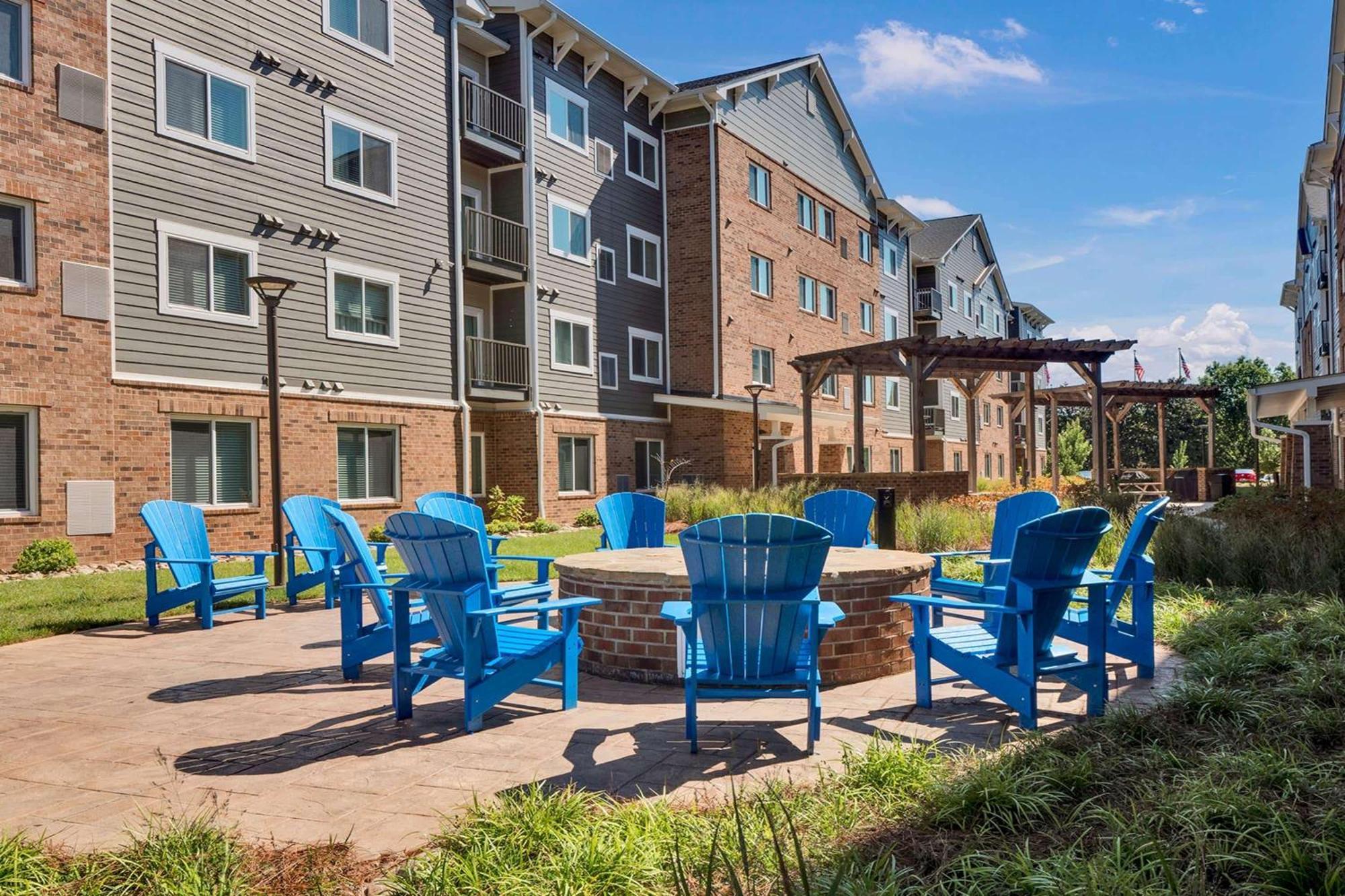 Waterwalk Extended Stay By Wyndham Charlotte - Arrowood Eksteriør bilde